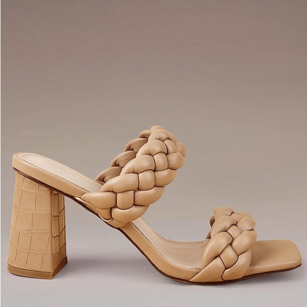 NEW Leevar Similar to Michael Kors Women's Tan Braided Sandals